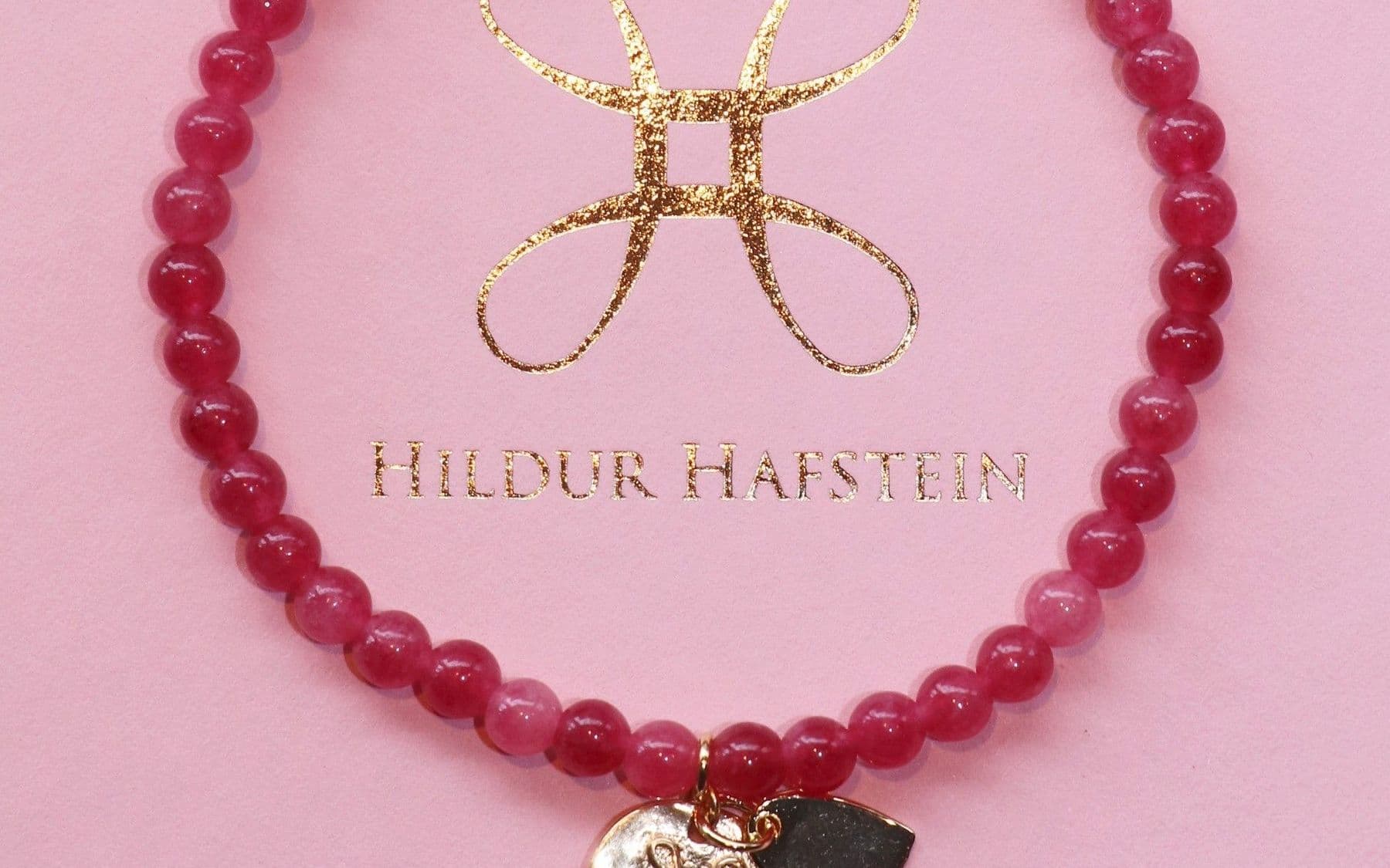 Samstarf - Hildur Hafstein x Bleika slaufan.